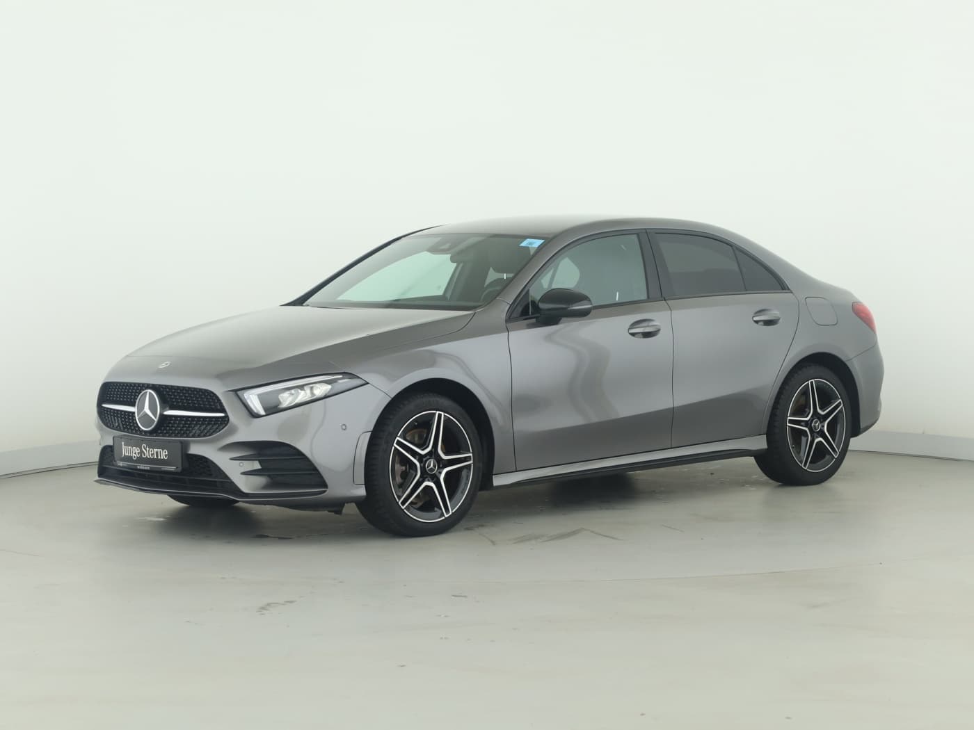 Mercedes-Benz A 250 e Lim Bild 5