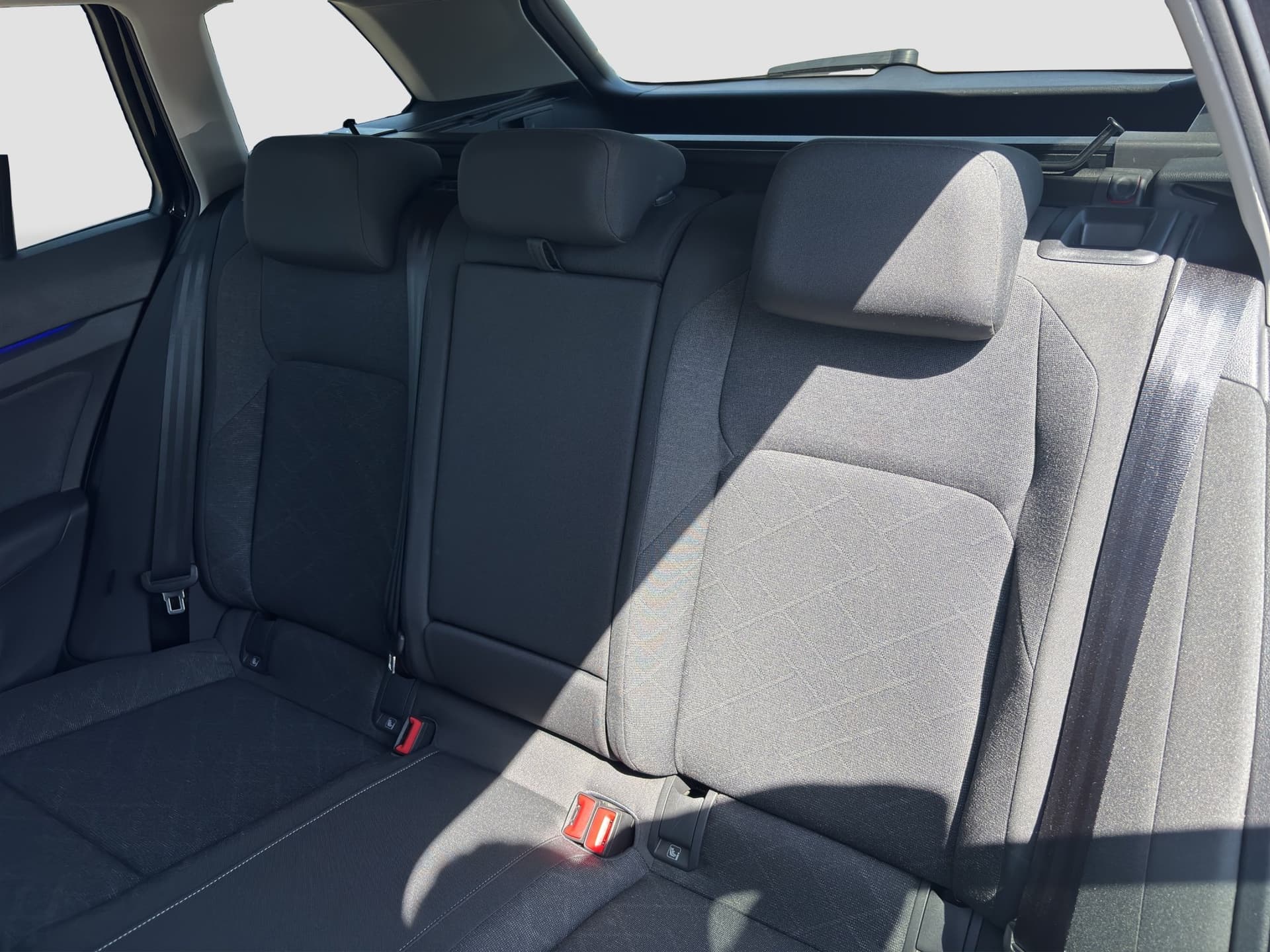 Volkswagen Golf Variant Life 2.0 TDI SCR 85kW 6-Gang 4 Türen Bild 14