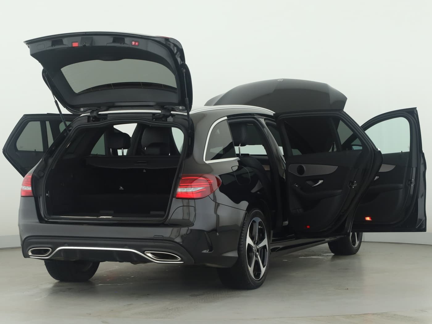 Mercedes-Benz C 300 e T Bild 9