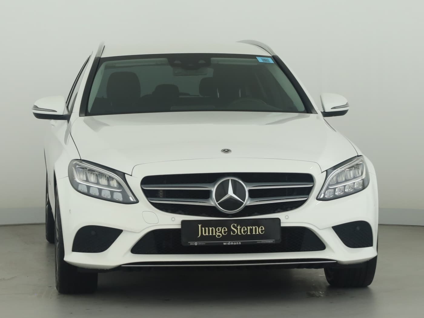 Mercedes-Benz C 300 e T Bild 3