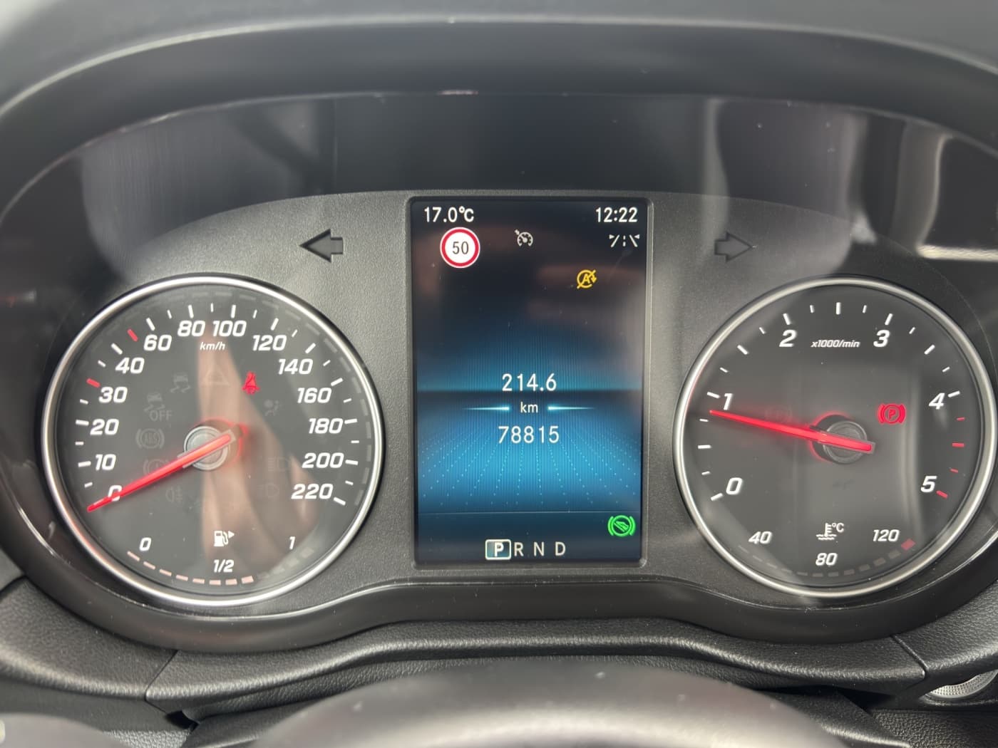 Mercedes-Benz T 180 d PROGRESSIVE Standard Bild 11