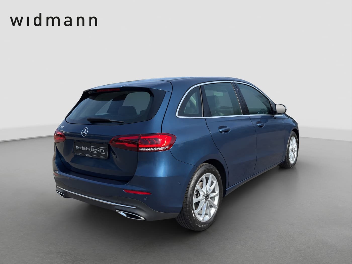 Mercedes-Benz B 180 Bild 3