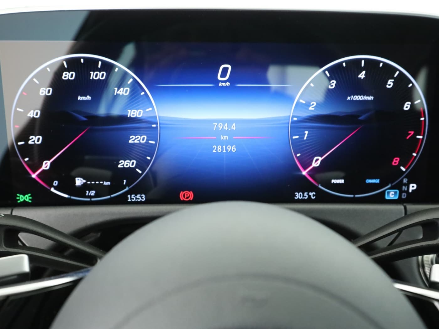 Mercedes-Benz E 200 Bild 12