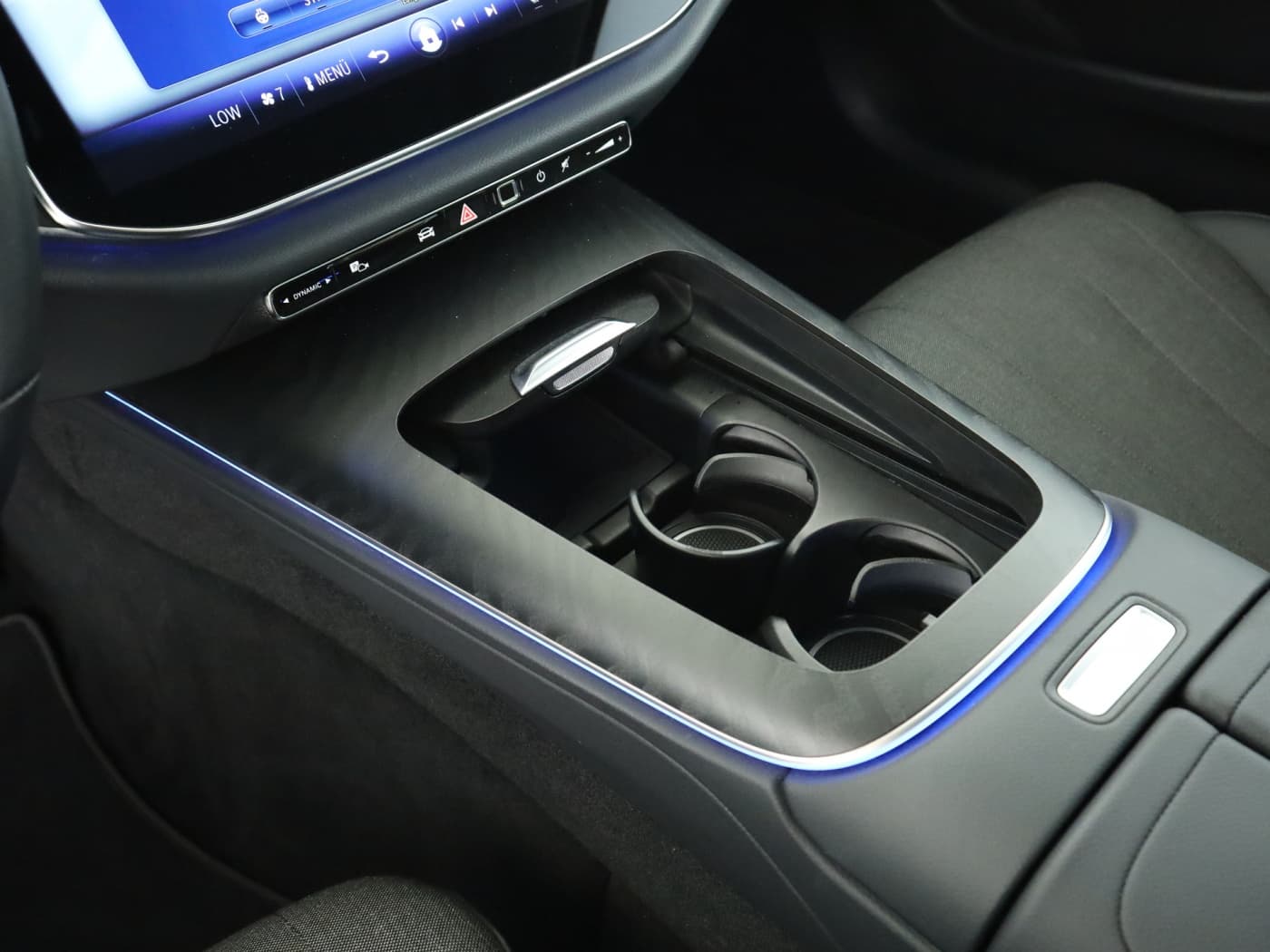 Mercedes-Benz E 200 Bild 15