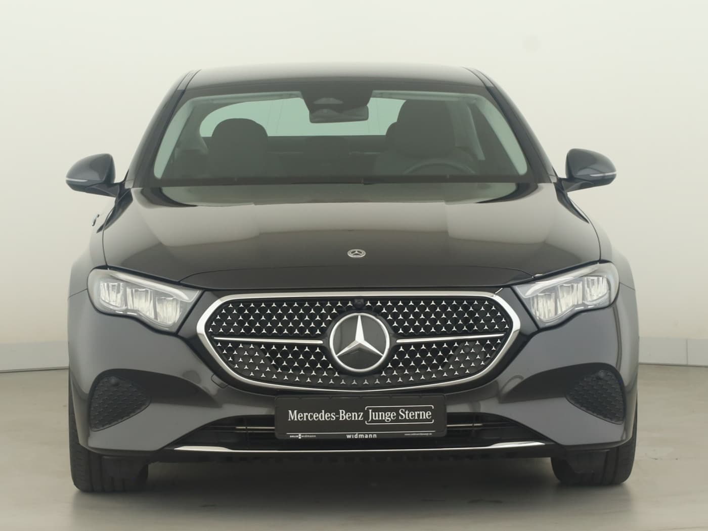 Mercedes-Benz E 200 Bild 3