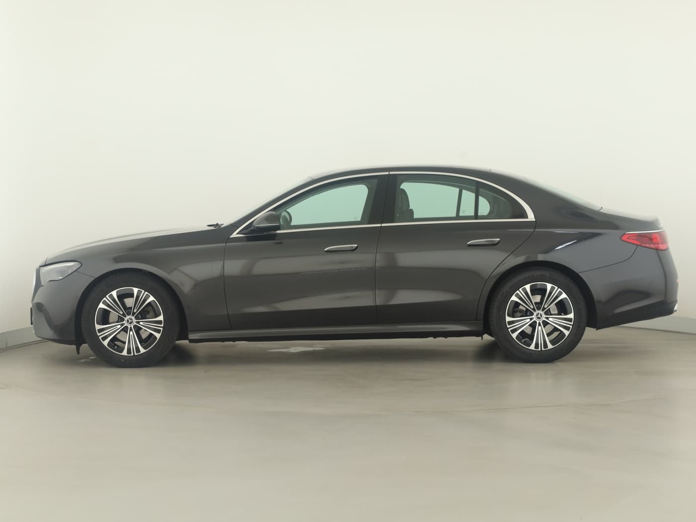 Mercedes-Benz E 200 Bild 7