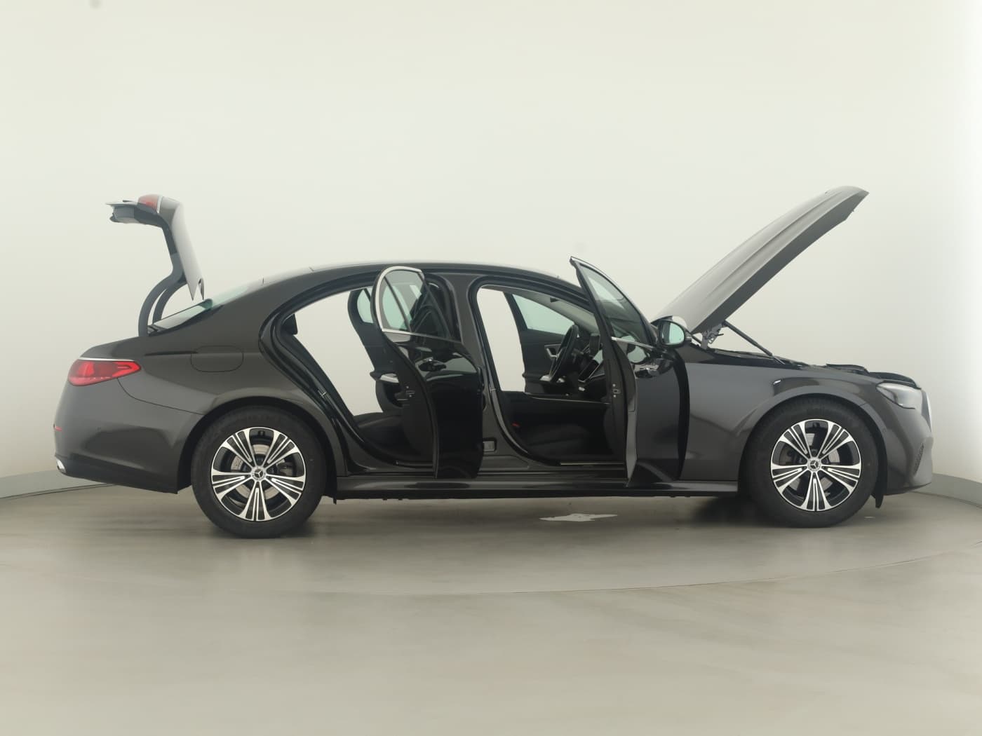 Mercedes-Benz E 200 Bild 8