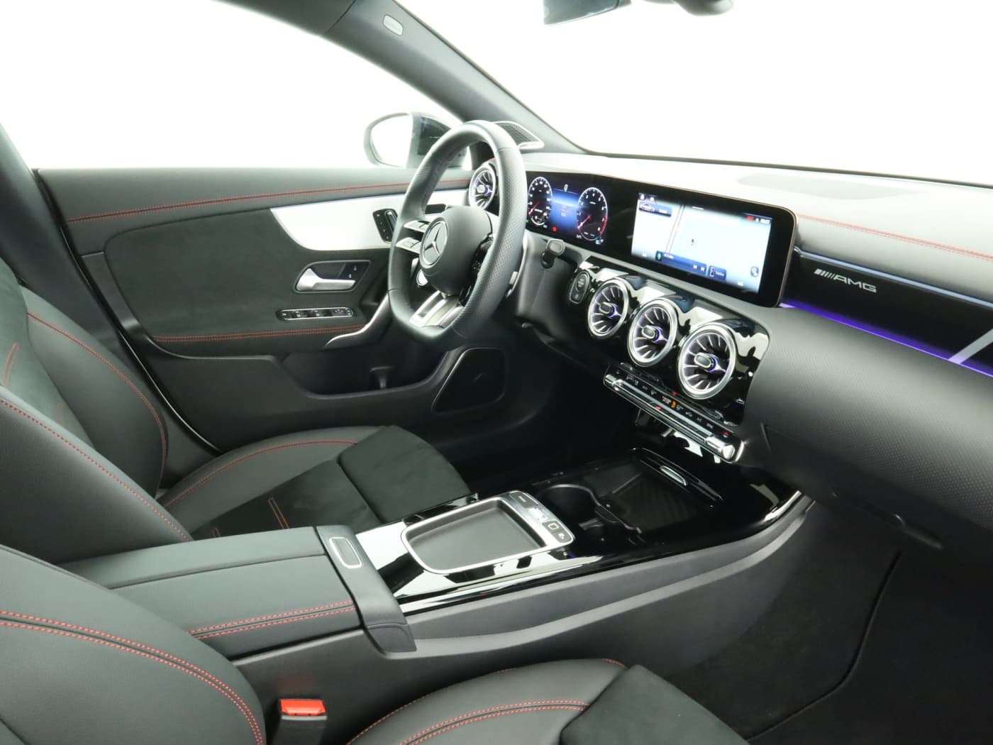 Mercedes-Benz CLA 35 AMG 4M Bild 17