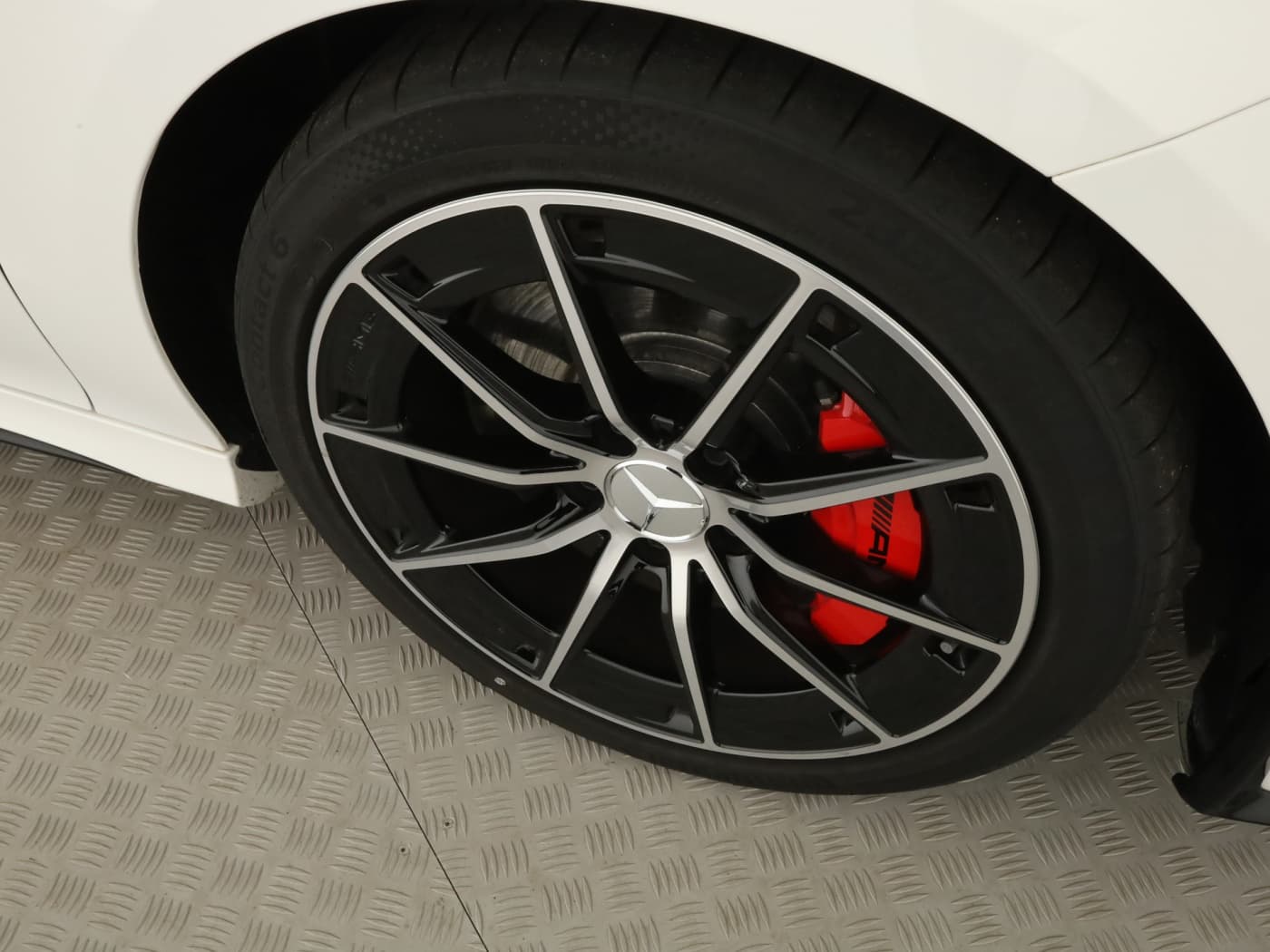 Mercedes-Benz CLA 35 AMG 4M Bild 22