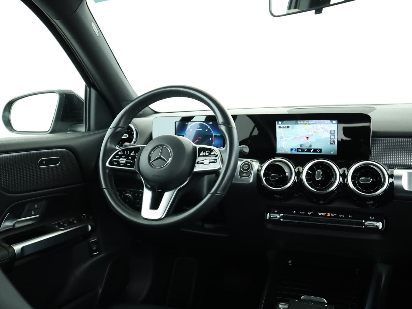 Mercedes-Benz GLB 220 d Bild 10