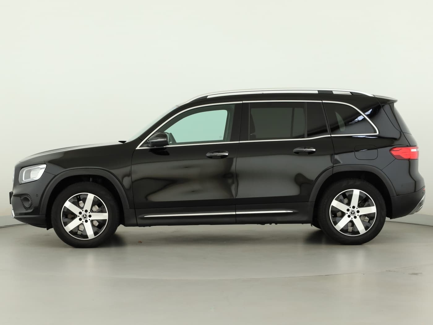Mercedes-Benz GLB 220 d Bild 7