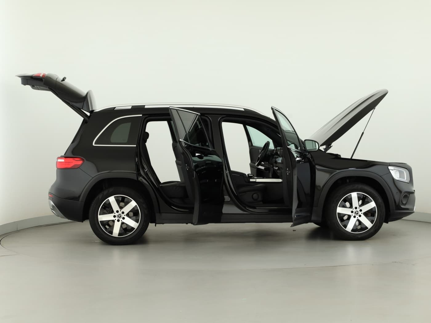 Mercedes-Benz GLB 220 d Bild 8