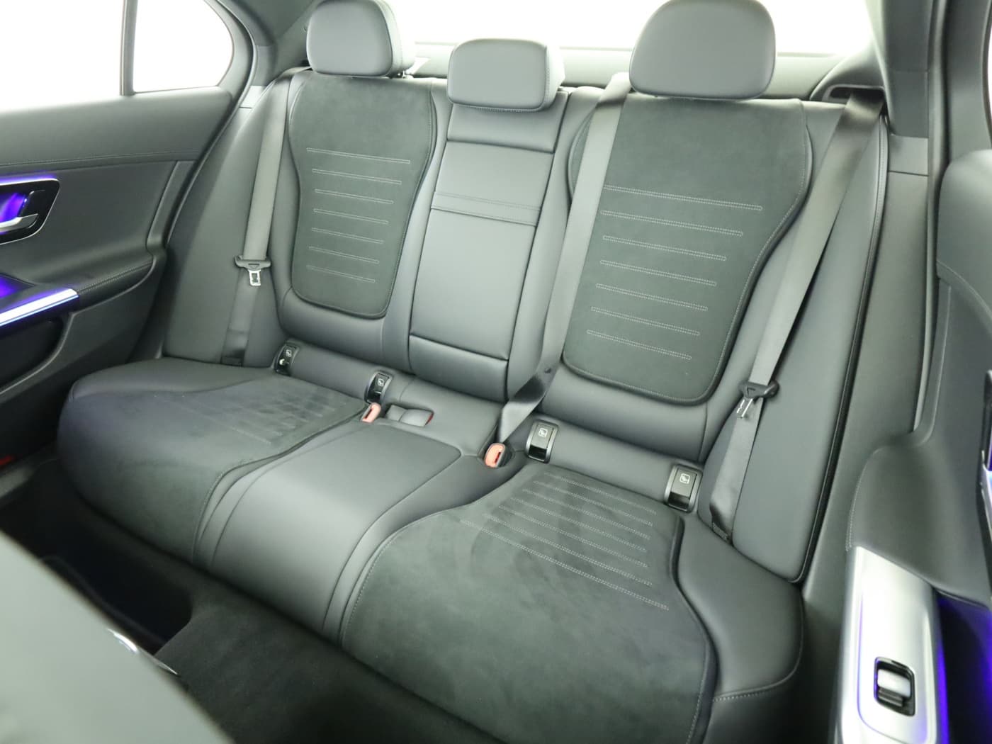 Mercedes-Benz C 300 d Bild 18