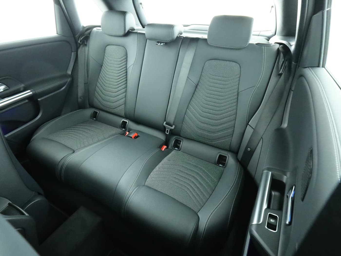 Mercedes-Benz B 180 Bild 18