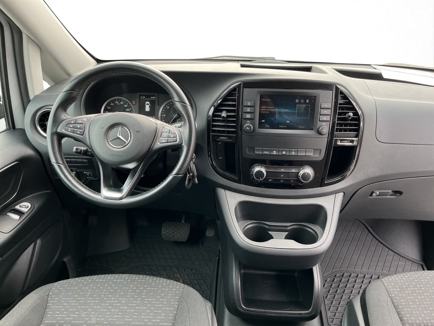 Mercedes-Benz Vito 116 CDI Mixto Lang Bild 9