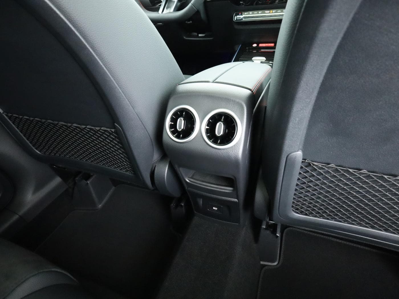 Mercedes-Benz B 220 d Bild 24
