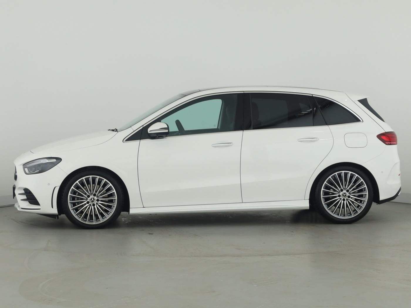 Mercedes-Benz B 220 d Bild 7