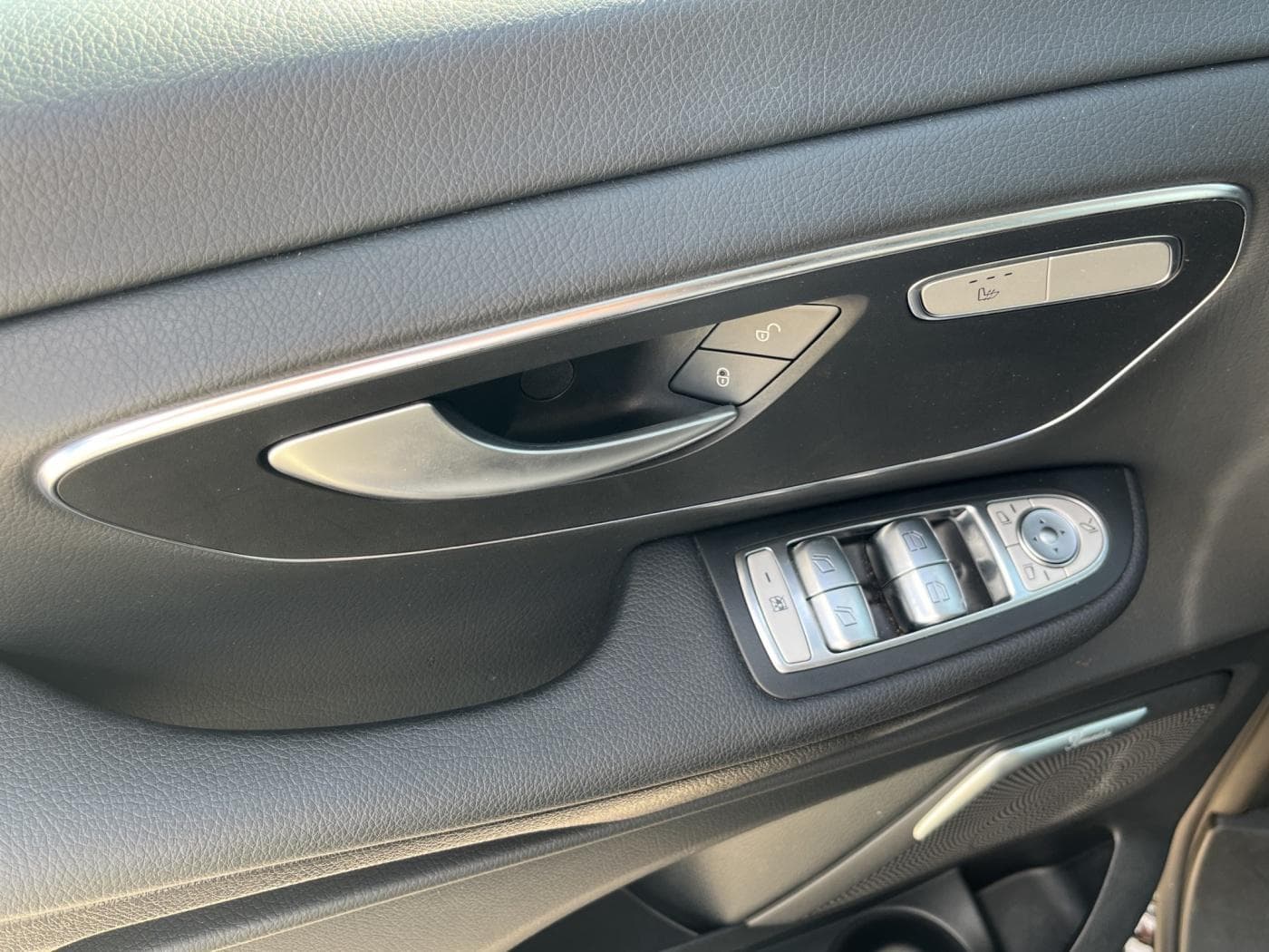 Mercedes-Benz V 300 d EDITION Extralang Bild 18