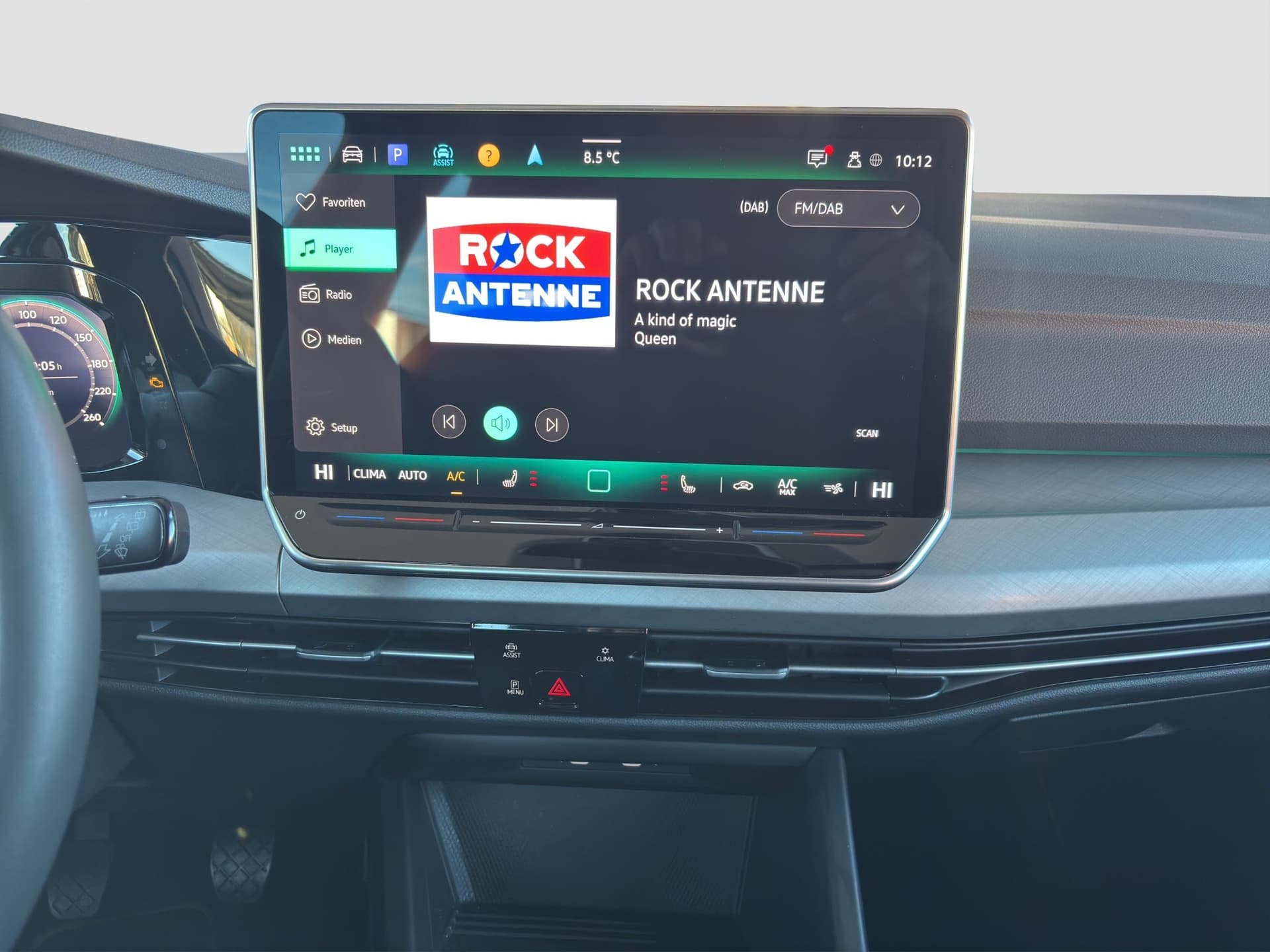 Volkswagen Golf Variant 1.5 TSI 115 PS NAVI ACC Bild 11