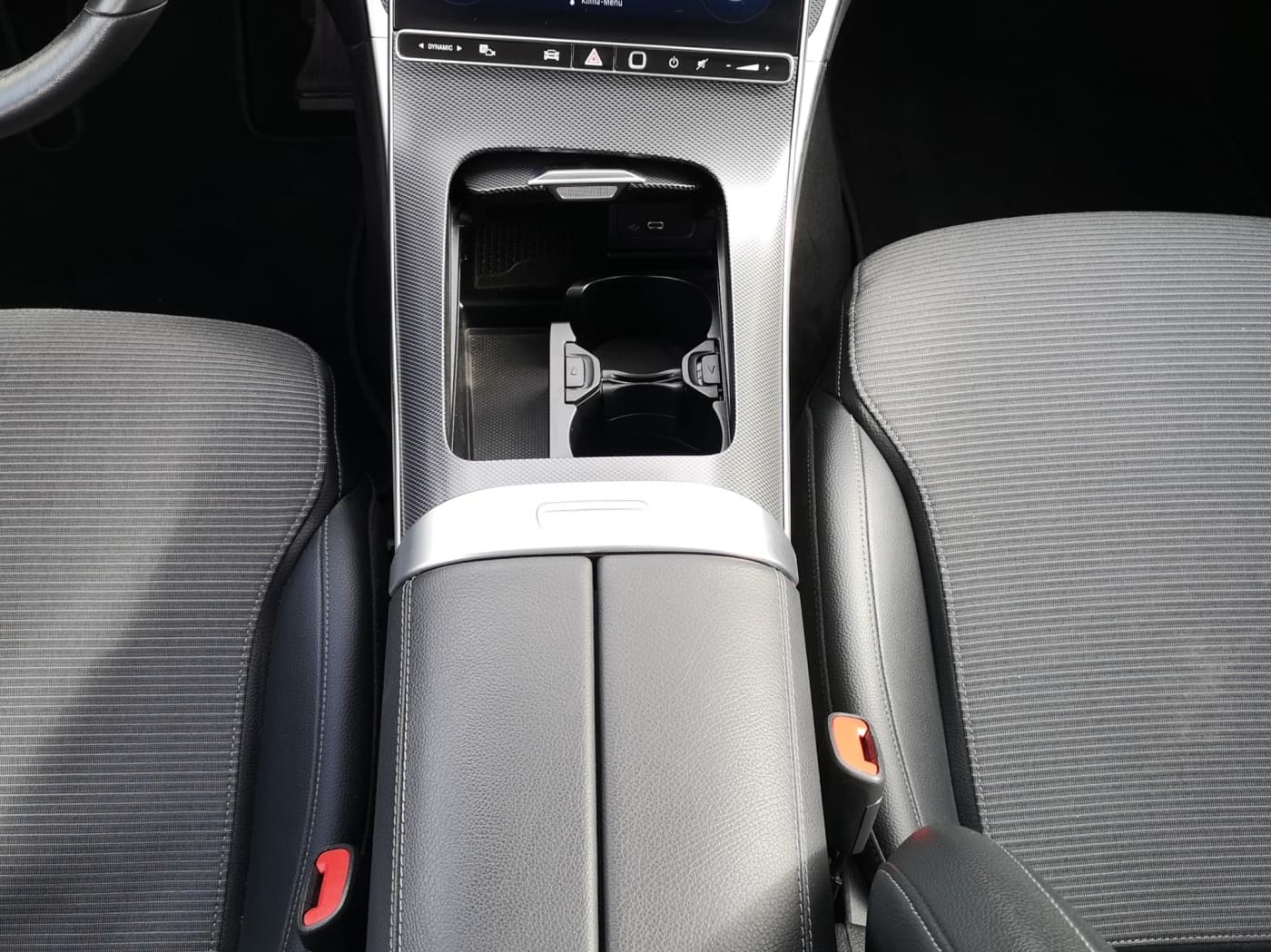 Mercedes-Benz C 220 d T Bild 13
