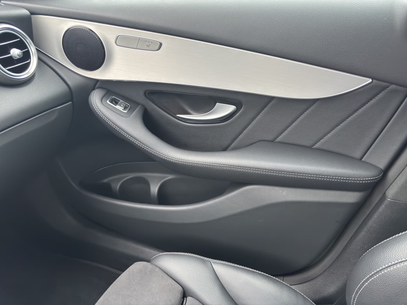 Mercedes-Benz GLC 300 de 4M Bild 14