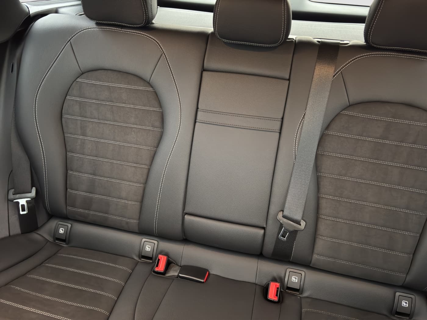 Mercedes-Benz GLC 300 de 4M Bild 16