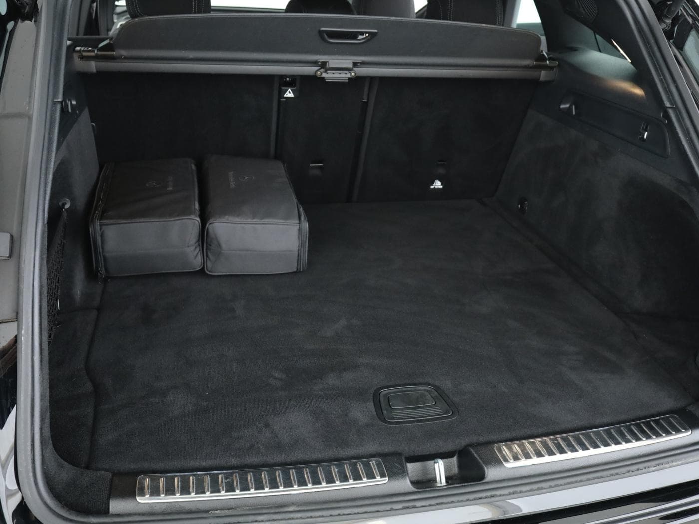 Mercedes-Benz EQC 400 4M Bild 22