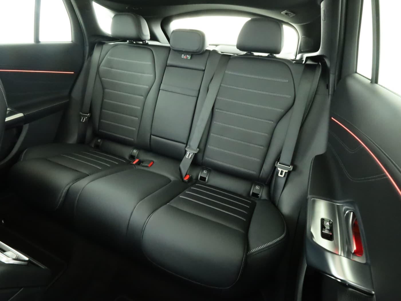 Mercedes-Benz GLC 400 4MATIC mit EQ Technologie Bild 18