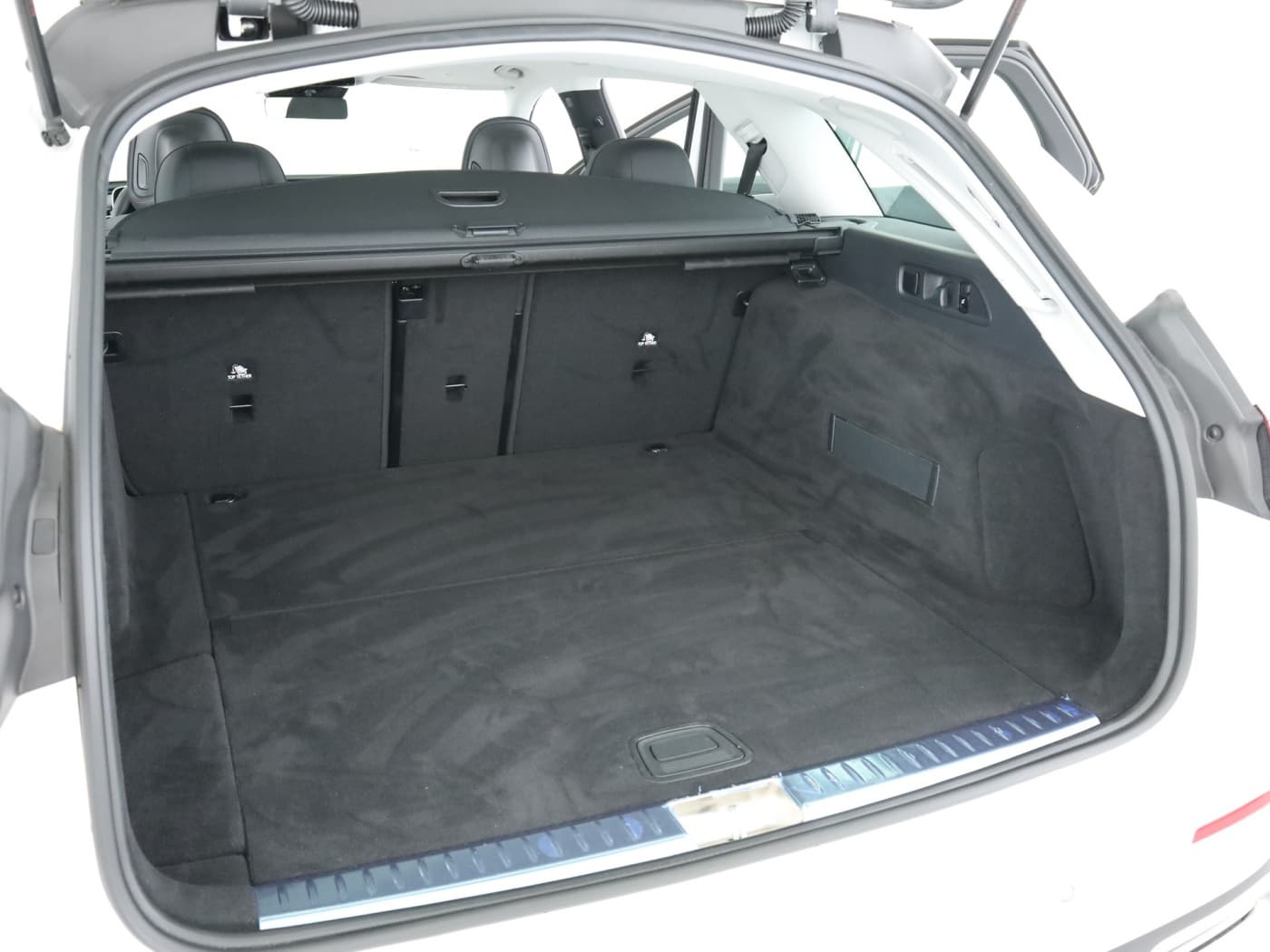 Mercedes-Benz E 200 T Bild 23