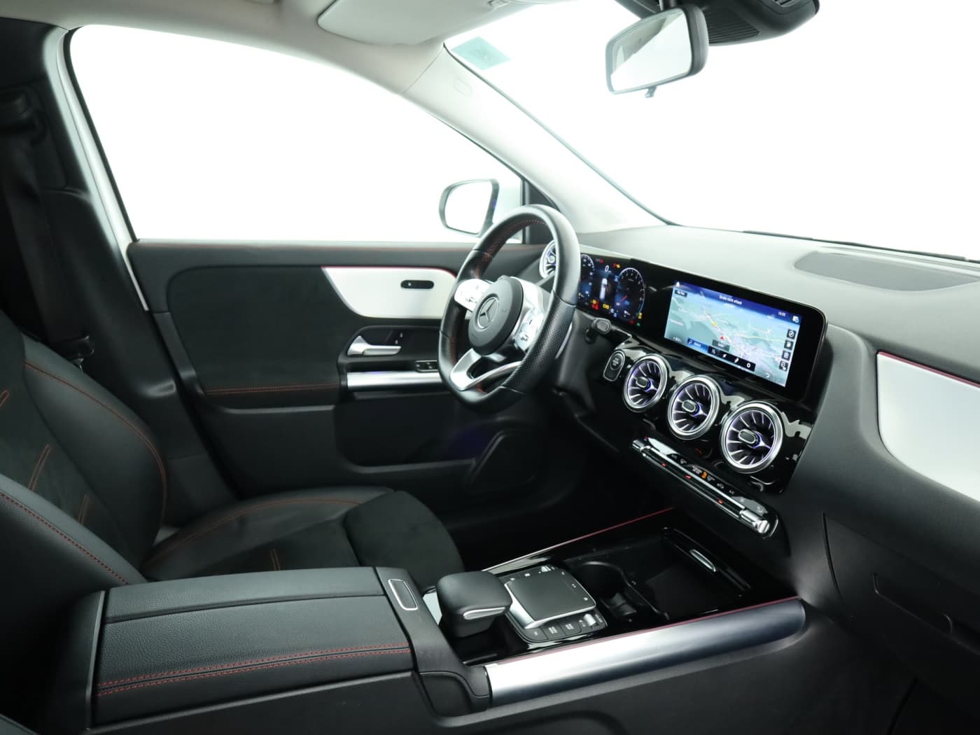 Mercedes-Benz GLA 250 e Bild 17