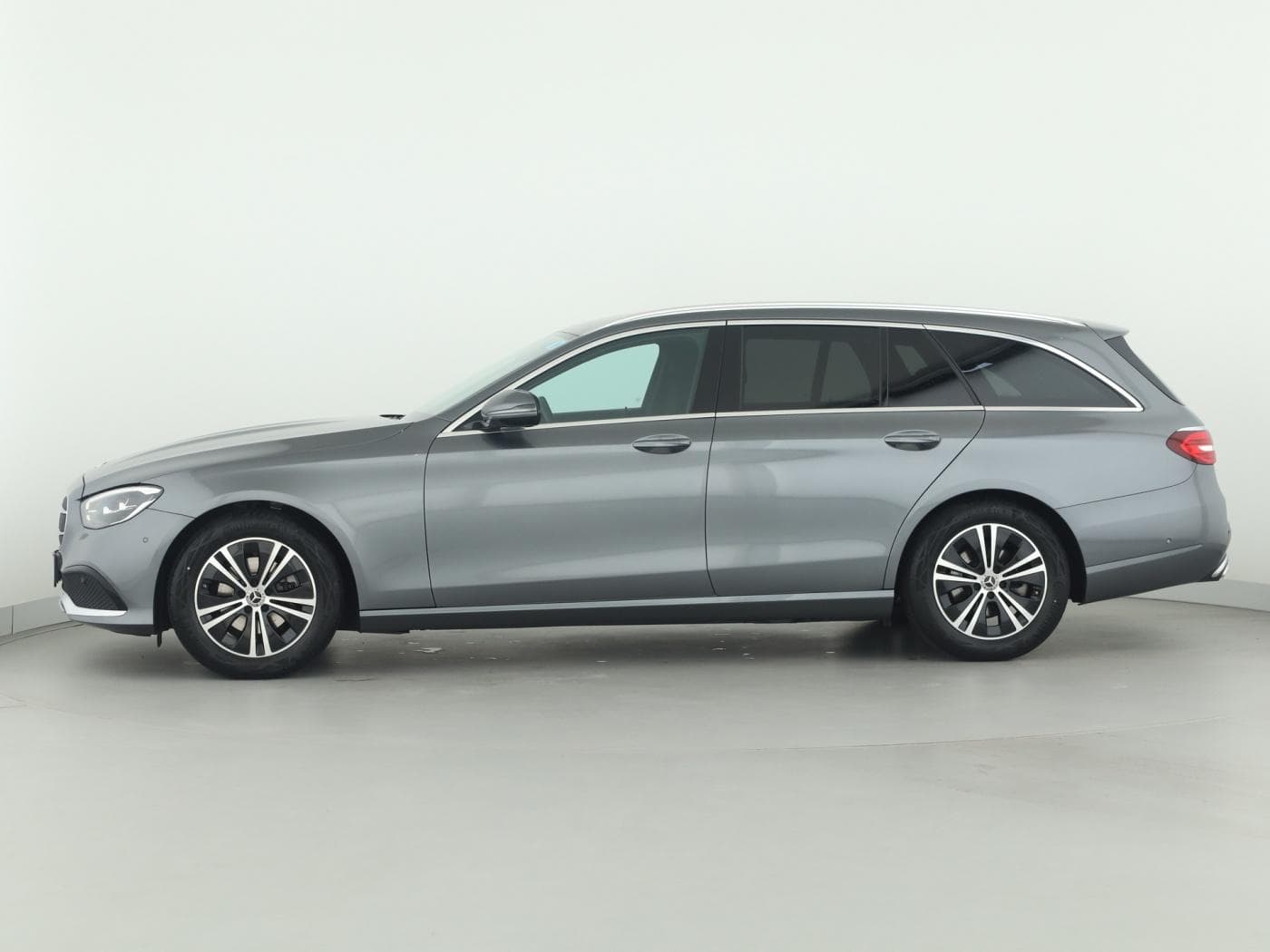Mercedes-Benz E 220 d T Bild 7