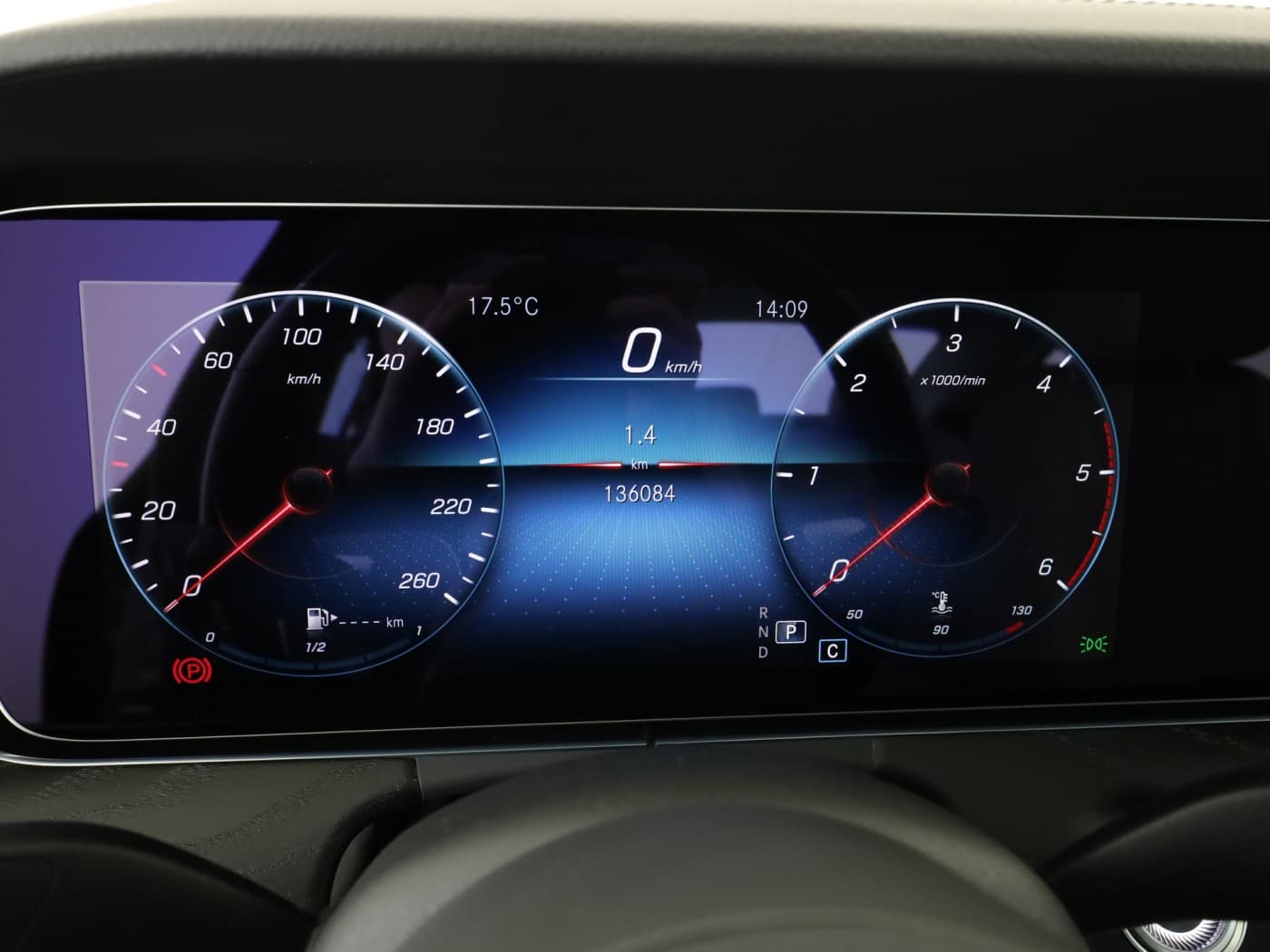 Mercedes-Benz CLS 400 d 4M Bild 12