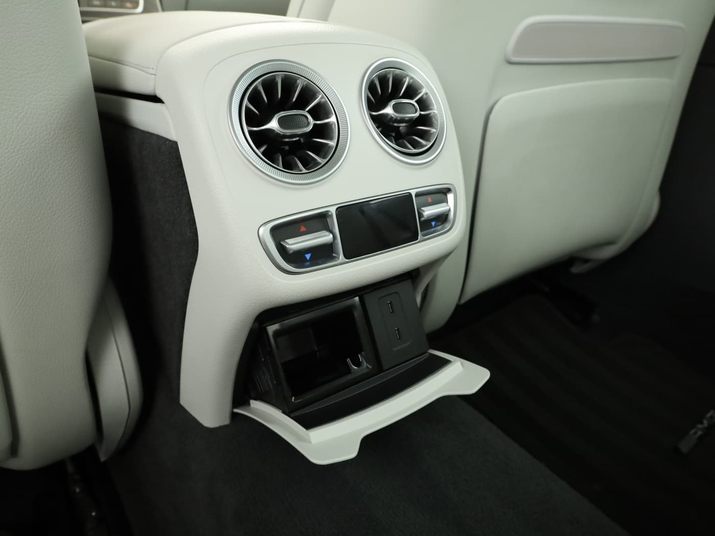 Mercedes-Benz CLS 400 d 4M Bild 24