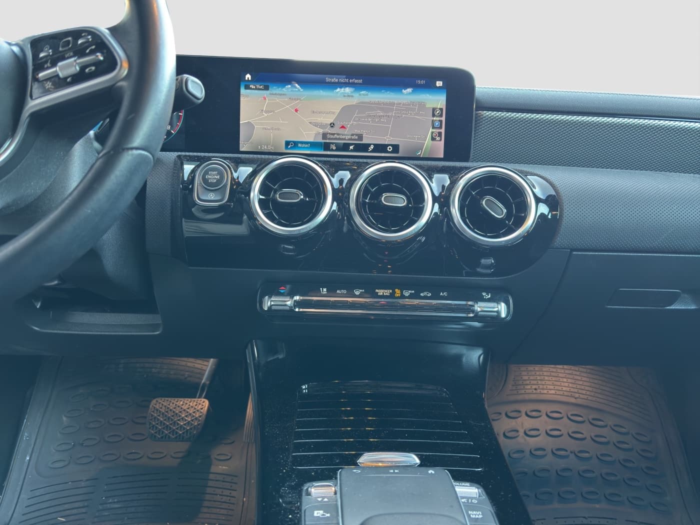 Mercedes-Benz CLA 180 SB Bild 12