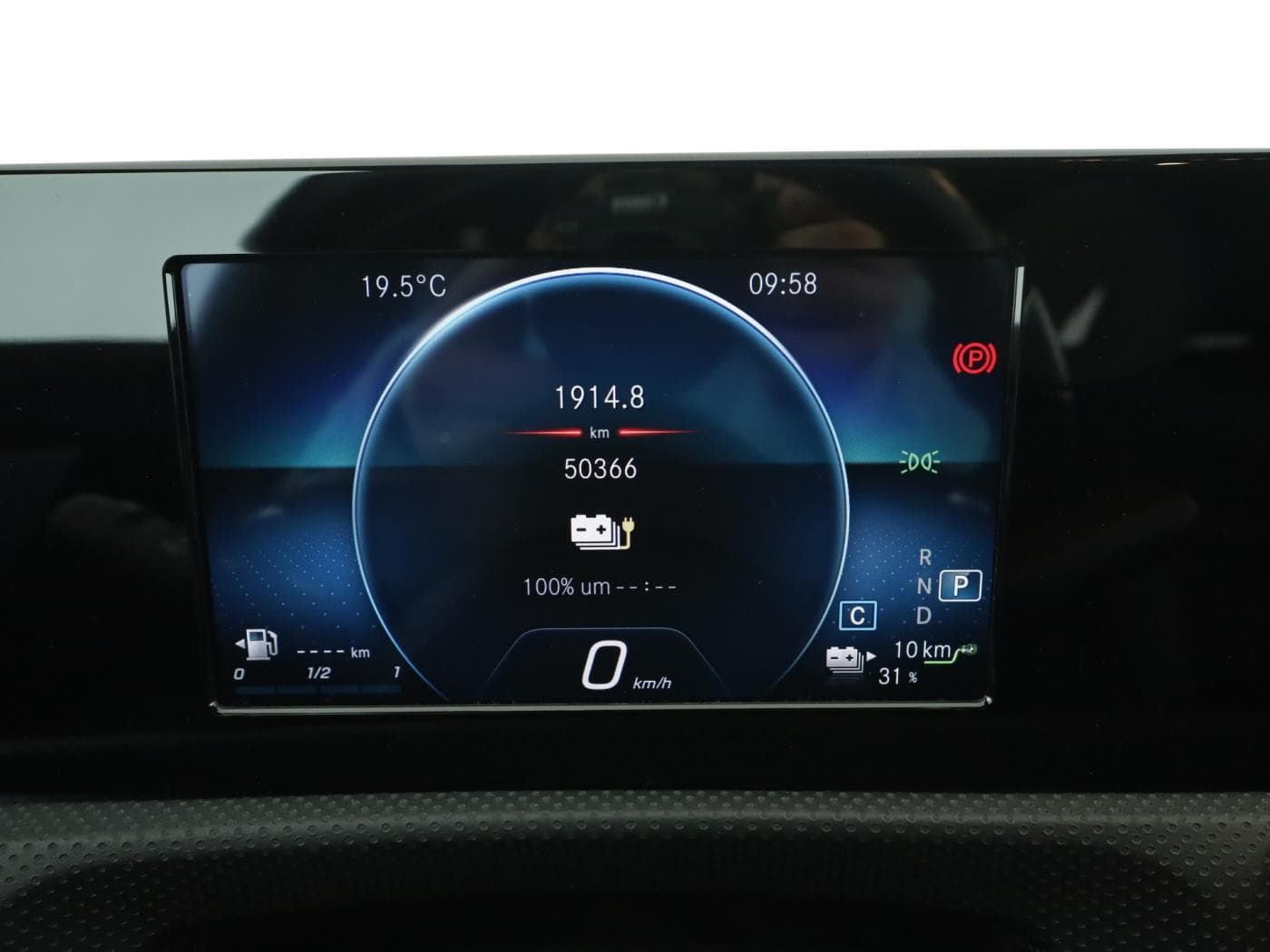 Mercedes-Benz CLA 250 e SB Bild 12