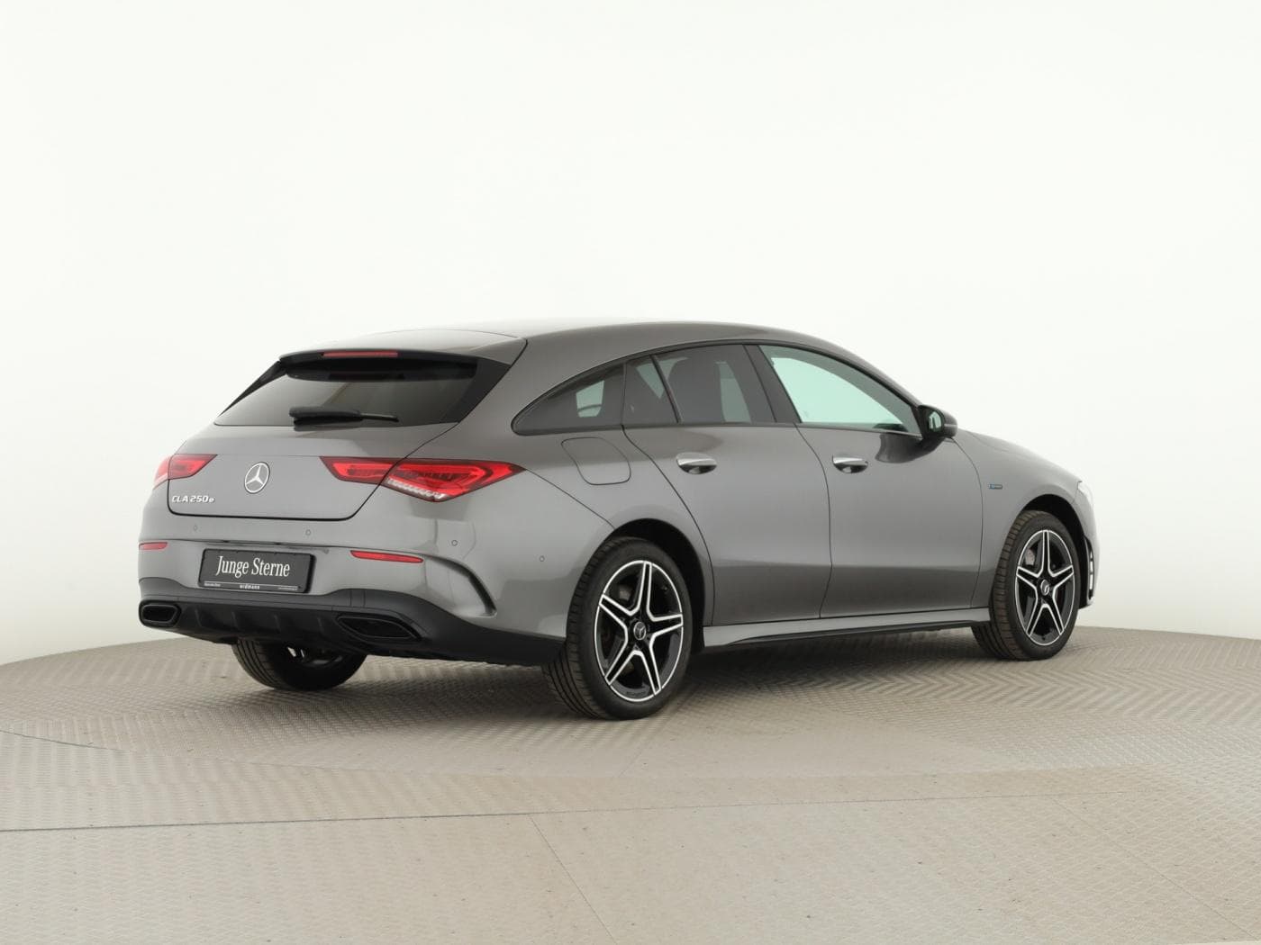 Mercedes-Benz CLA 250 e SB Bild 6