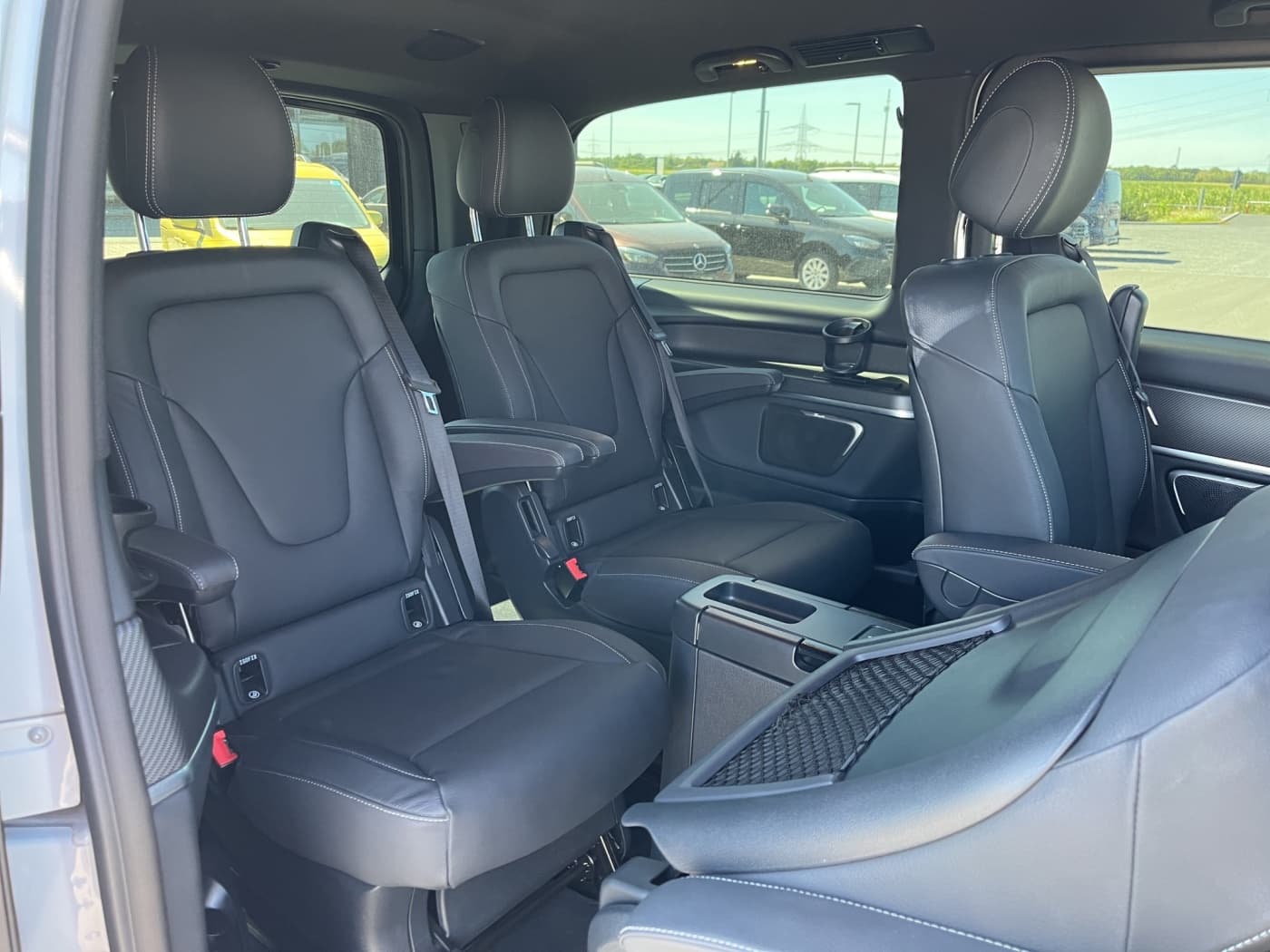Mercedes-Benz V 300 d 4MATIC AVANTGARDE EDITION AMG Bild 19