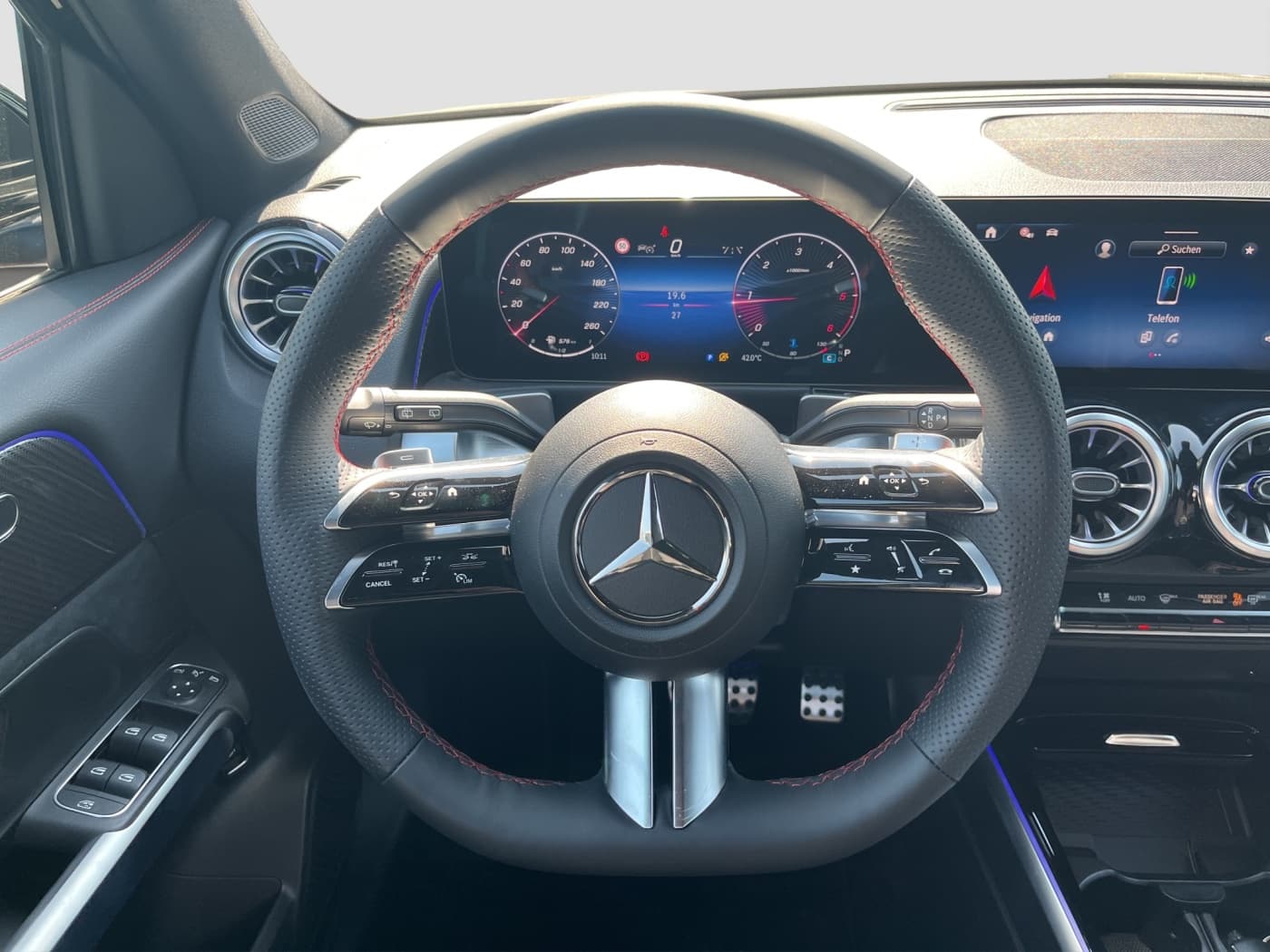 Mercedes-Benz GLB 200 d Bild 10
