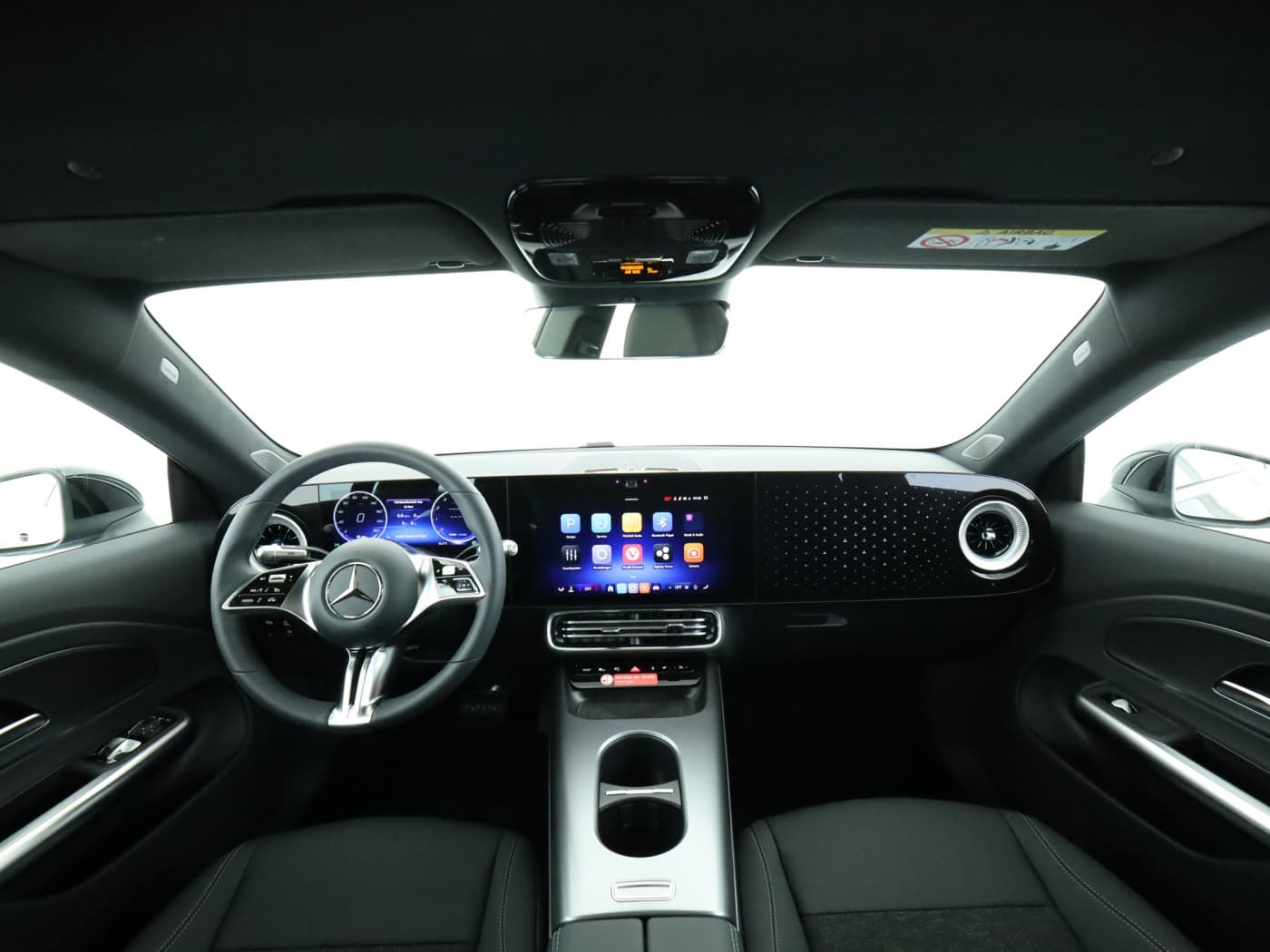 Mercedes-Benz CLA 180 Bild 19