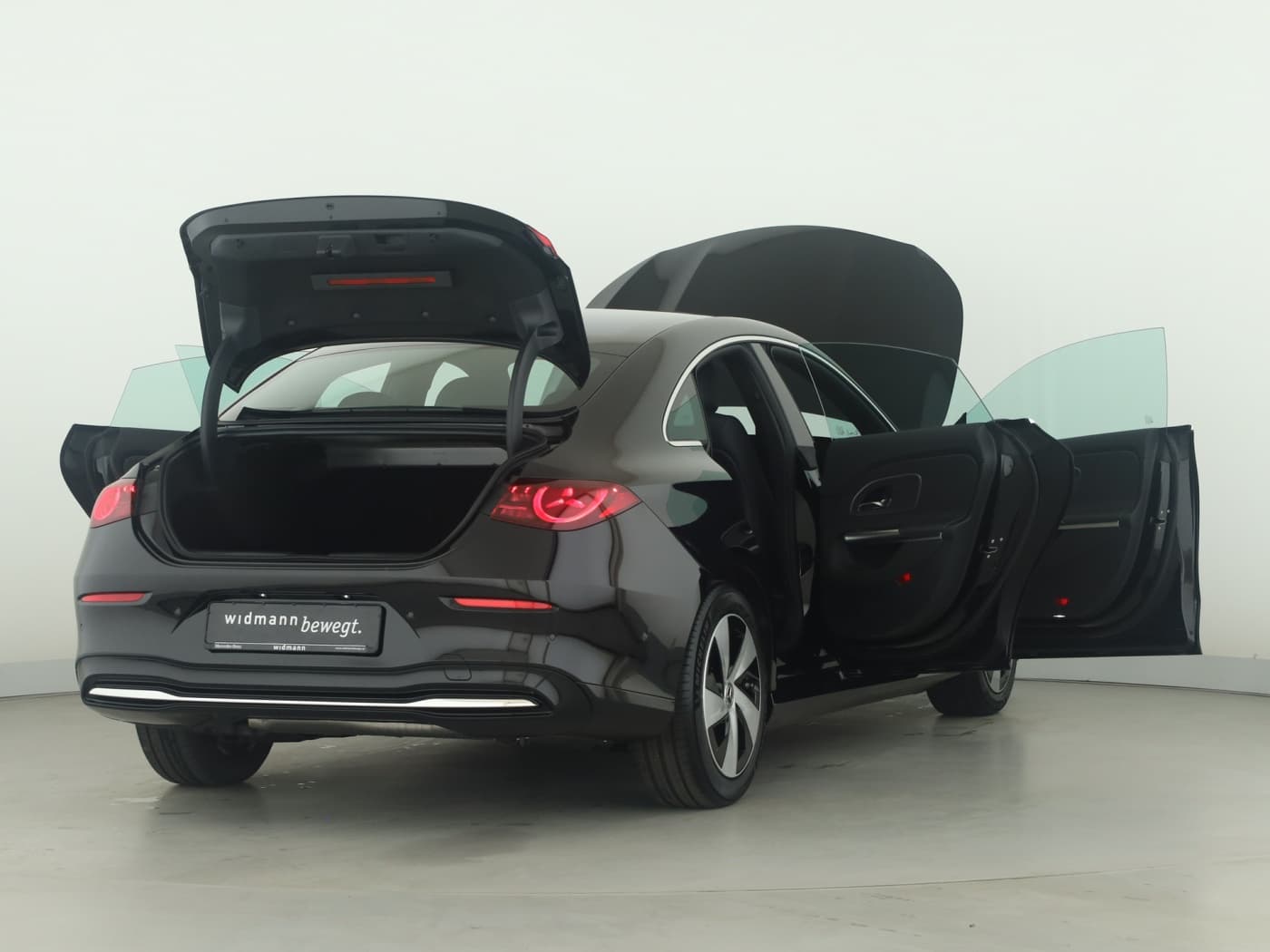 Mercedes-Benz CLA 180 Bild 9