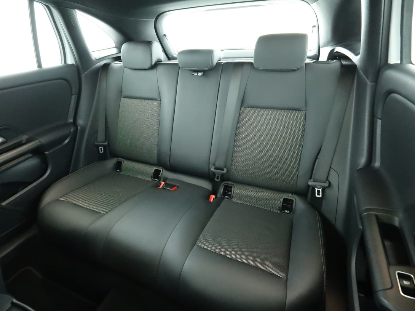 Mercedes-Benz GLA 250 e Bild 18