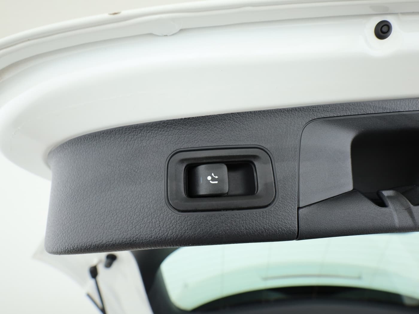 Mercedes-Benz GLA 250 e Bild 24