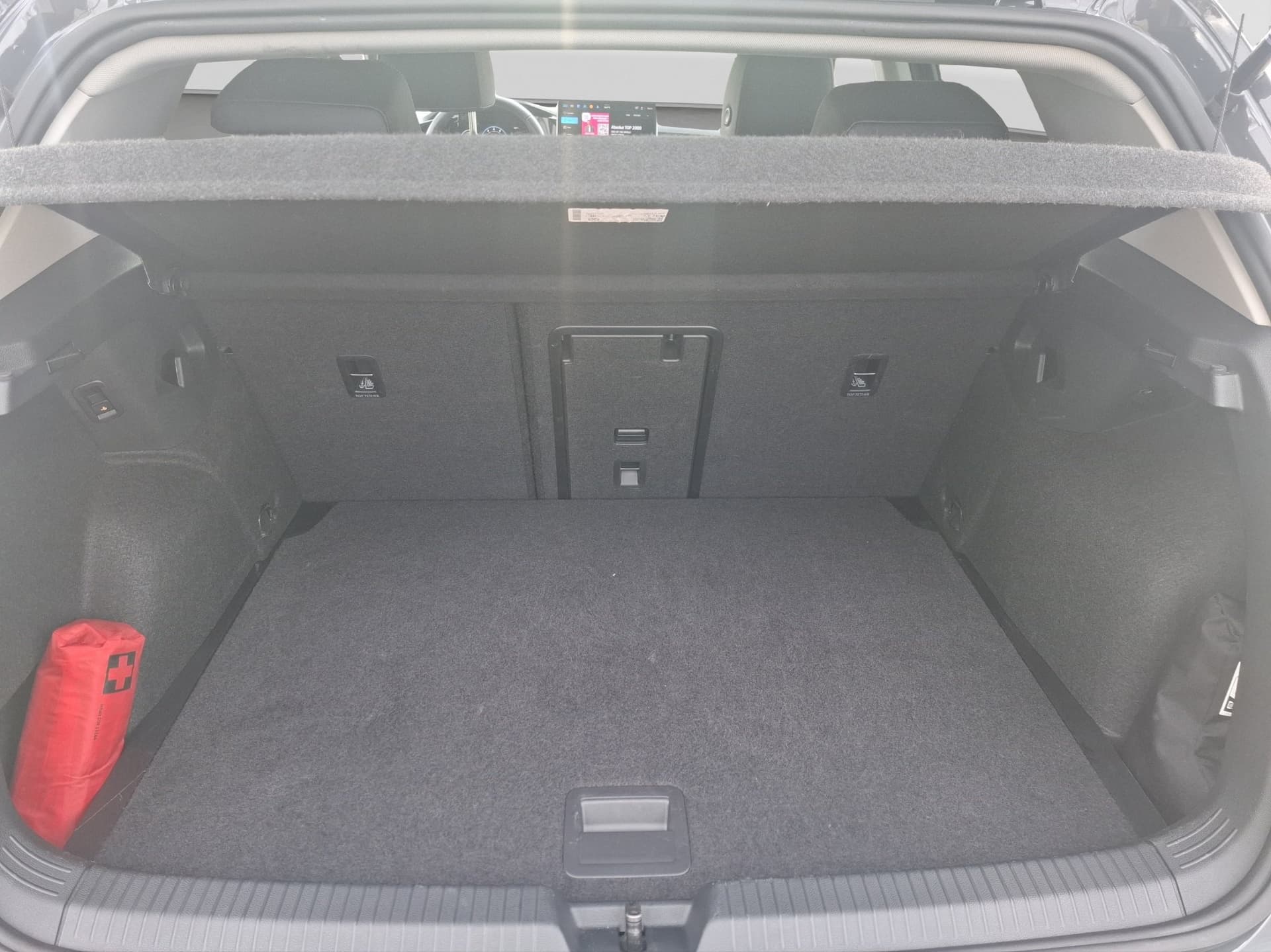 Volkswagen Golf GOAL 1.5 115 PS AHK NAVI ACC LED Bild 17