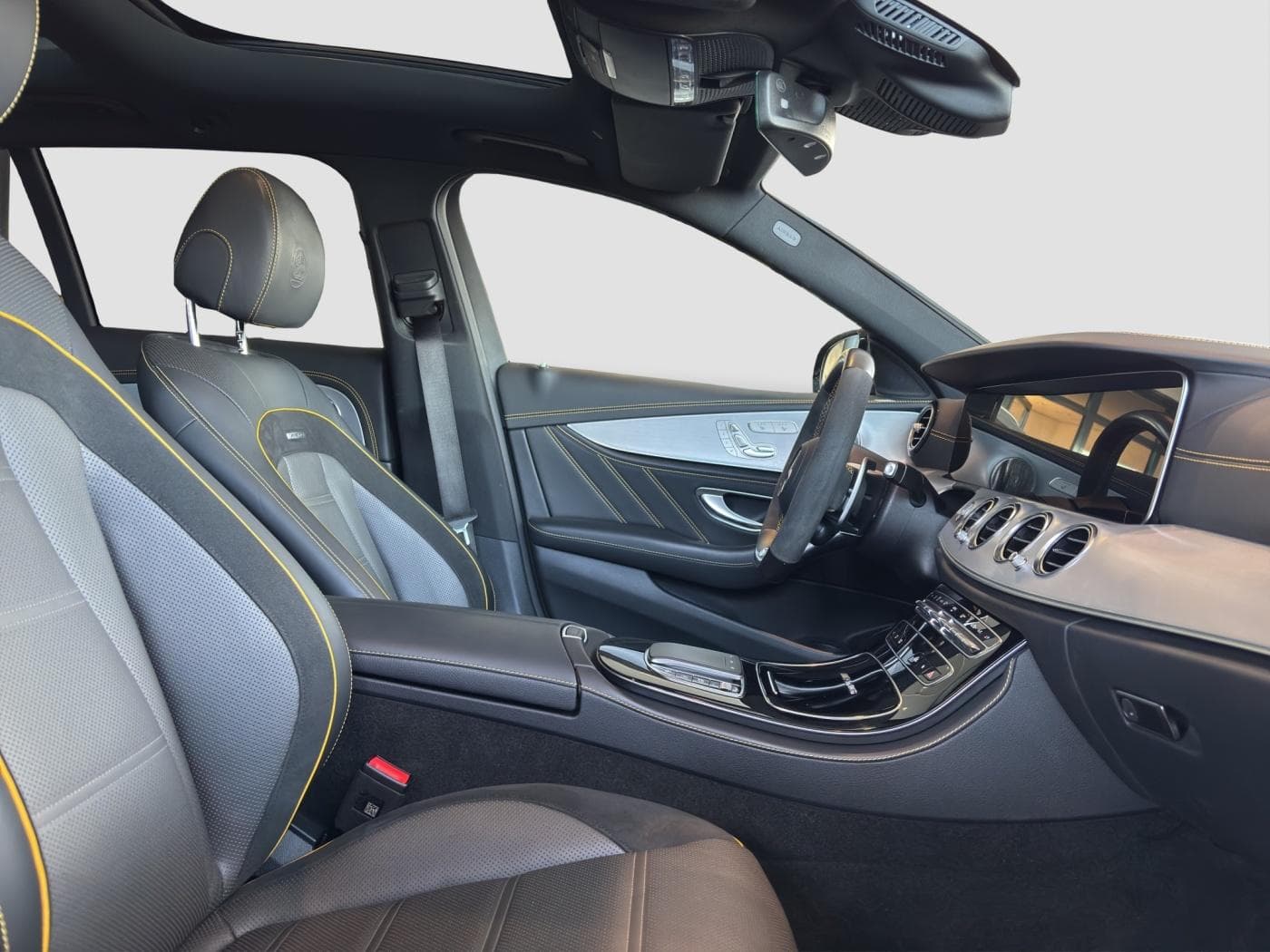 Mercedes-Benz E 63 AMG S 4M+ T Bild 15