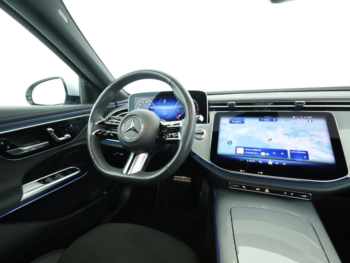 Mercedes-Benz E 220 d T Bild 10