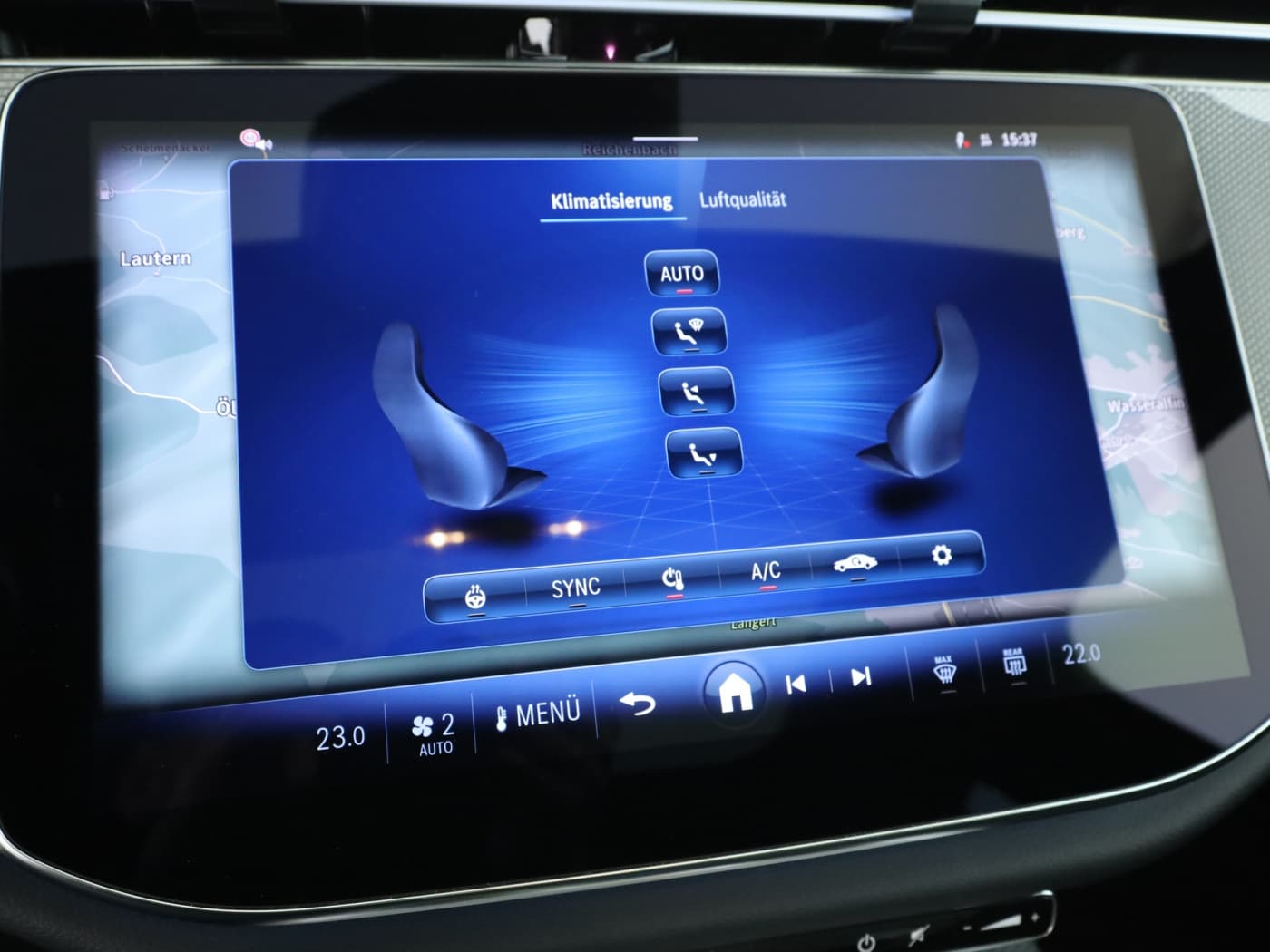 Mercedes-Benz E 220 d T Bild 14