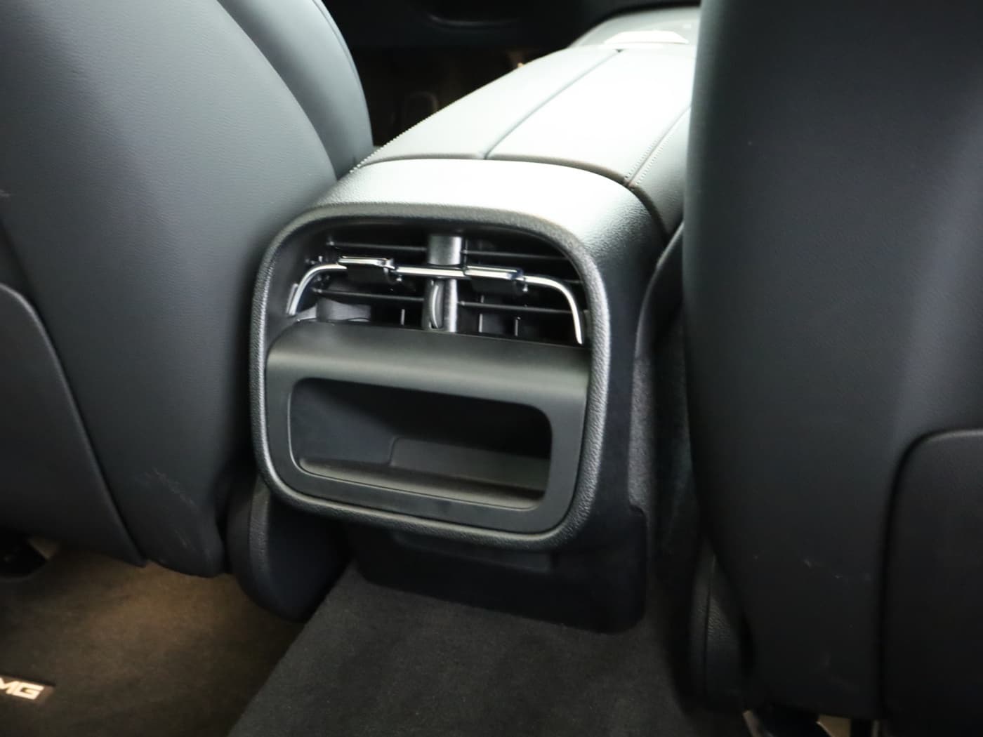 Mercedes-Benz E 220 d T Bild 24