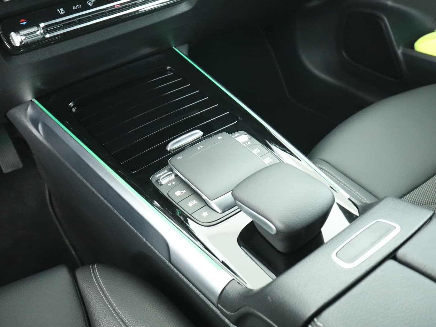 Mercedes-Benz GLB 220 d Bild 15