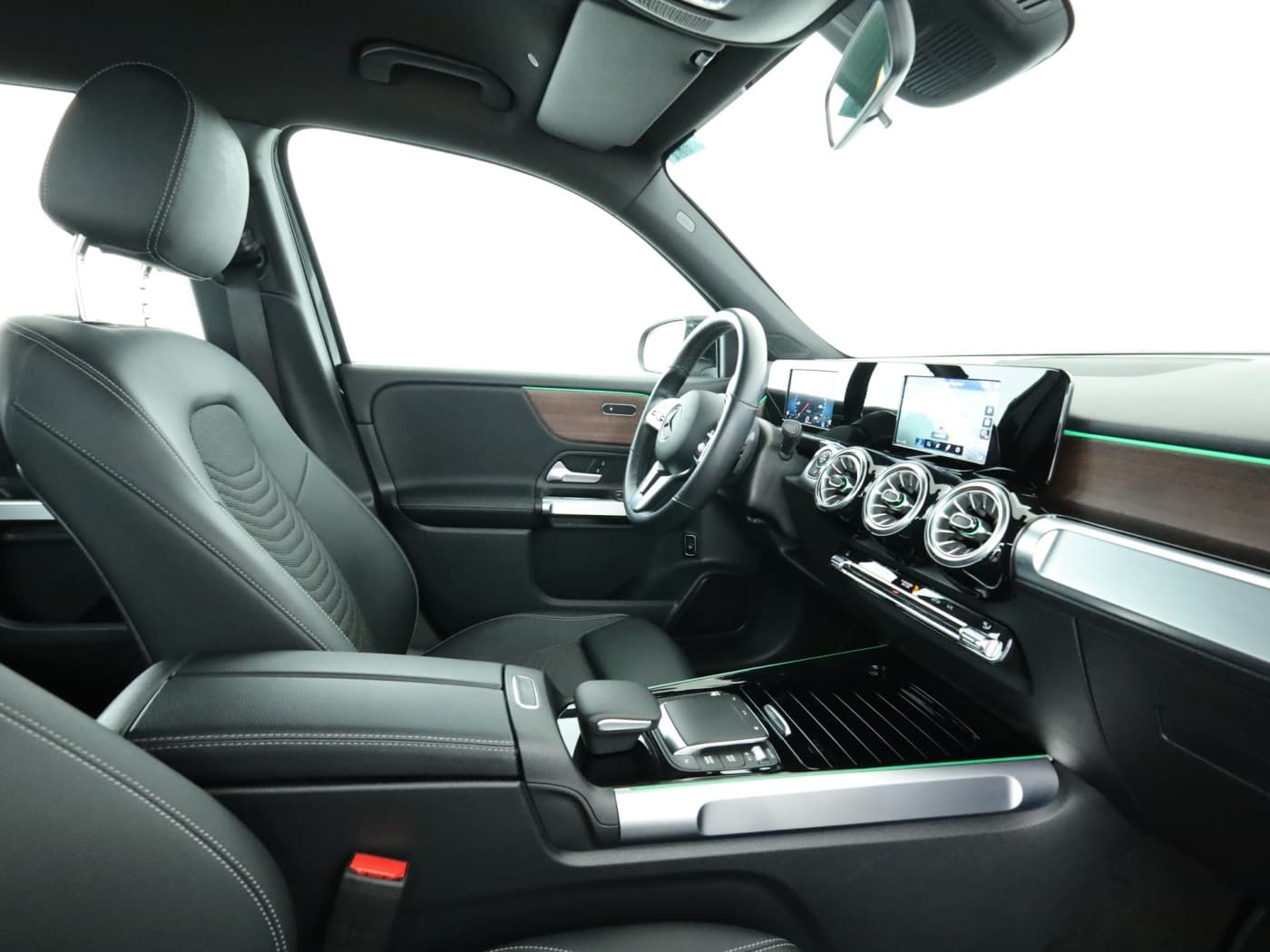 Mercedes-Benz GLB 220 d Bild 17