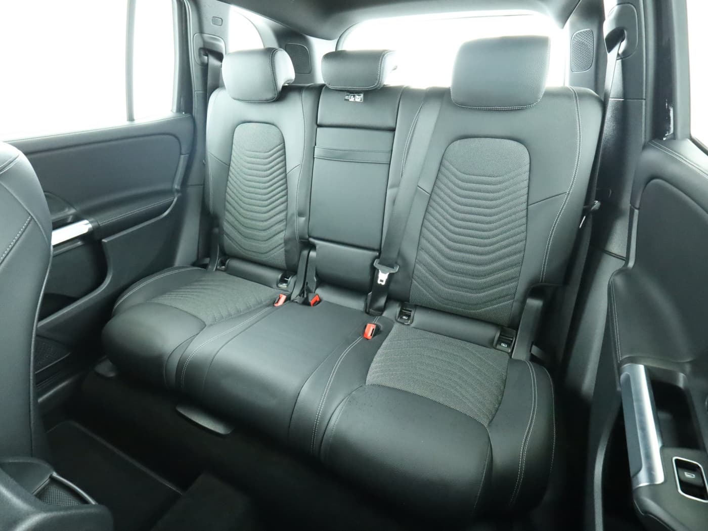 Mercedes-Benz GLB 220 d Bild 18